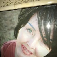 Jenn Hollis's profile image