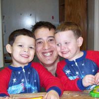 Chung Le's profile image