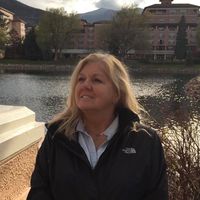 Renee Jones Olson's profile image