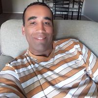 Luis E Vega's profile image