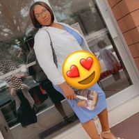 Marie Watts's profile image