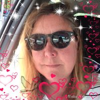 Louise Marshall's profile image