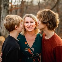 Laura Rose Hicks's profile image