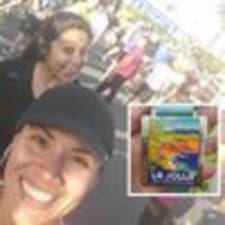 Joanna's profile image