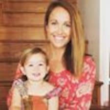 Stephanie's profile image