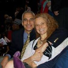 Debbie's profile image