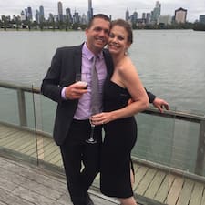 Laura's profile image