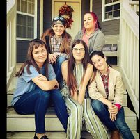 Jess Leigh Holcomb's profile image