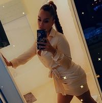 Catt Valenzuela's profile image