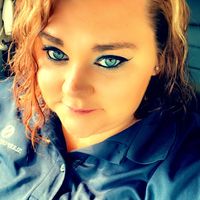 Whit Lucy Ross's profile image