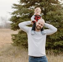 Bradley William Hoholik's profile image