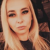 Holly Ray's profile image
