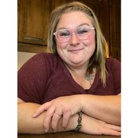 Lillie Helms's profile image