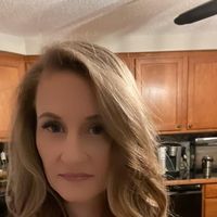 Niki Marie Shaponick's profile image