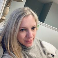 Julie Gardner's profile image
