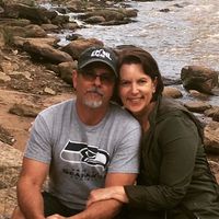 Simone Perry's profile image