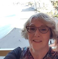 Julie Sparks's profile image