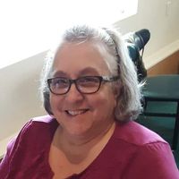 Lori Larrabee's profile image