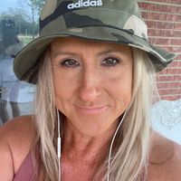 Carol Sessum's profile image