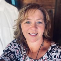 Lisa Jones's profile image