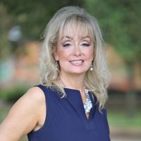 Julia Miller's profile image