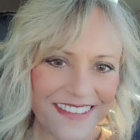 Lisa Selman-Holman's profile image