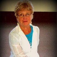 Elaine Winquist's profile image