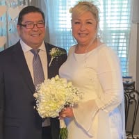 Carol Lozano's profile image
