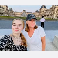 Nadine Isv's profile image