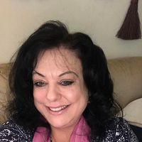 Michelle Connolly-Brown's profile image
