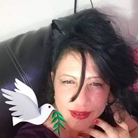 Lyly Gil's profile image