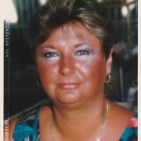 Lorayne Clark-MacRonald's profile image