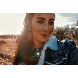 Elona Saenz's profile image