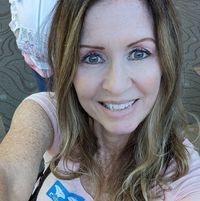 Lisa Barrett Hughes's profile image