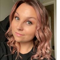 Becca Tomala's profile image