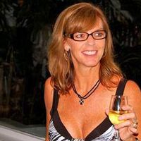 Emma Peterson's profile image