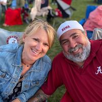 Carlos Lynn Mendez's profile image