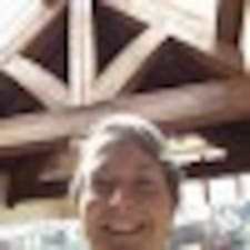 Vicky's profile image