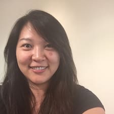 Angela's profile image