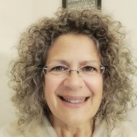 Karen Wallace's profile image