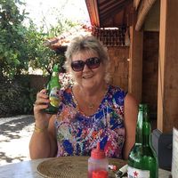 Deb Schurmann's profile image