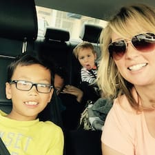 Carly's profile image