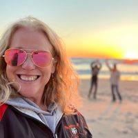 Laura Featherston's profile image