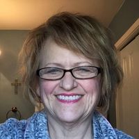Jennifer Lee-Gutowski's profile image