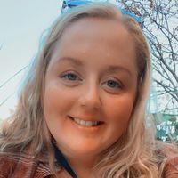 Chelsea Clark's profile image