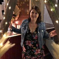 Mary Teale's profile image