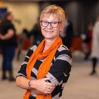 Heather Cole's profile image