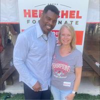 Angie Lovell's profile image