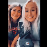 April Hofacre's profile image