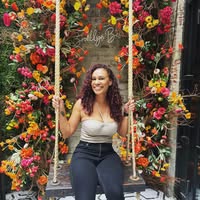 Liz Medina's profile image